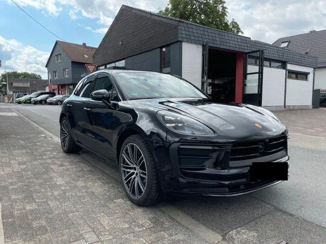 PORSCHE Macan Image 5